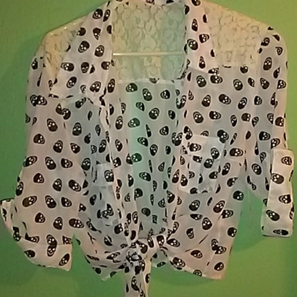 Women's button up/tie up skull blouse